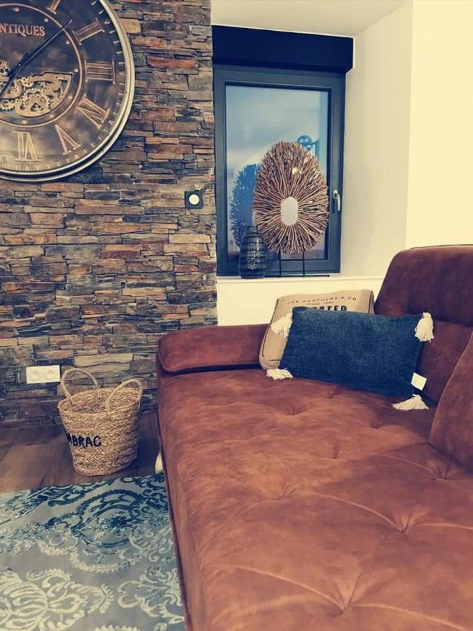 Loft 100M2 Neuf Entierement Equipee Daire Callac Dış mekan fotoğraf